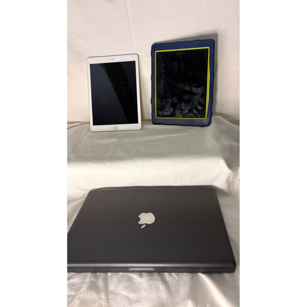 Apple Bundle MacBook A1181 Black 2007 & iPad A1395 16GB Silver Lot of 3 Tech
